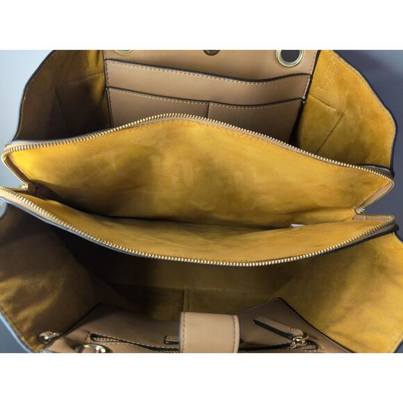 Steve Madden quilted camel tan fall shoulder bag - Picture 7 of 10